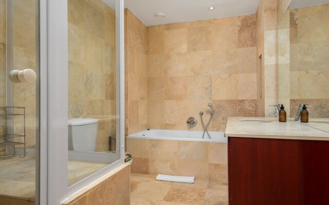 Fountain Suites 1103