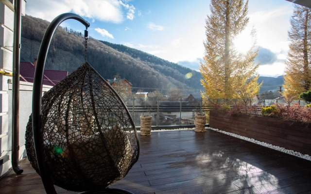 Reef Terrace Apartments