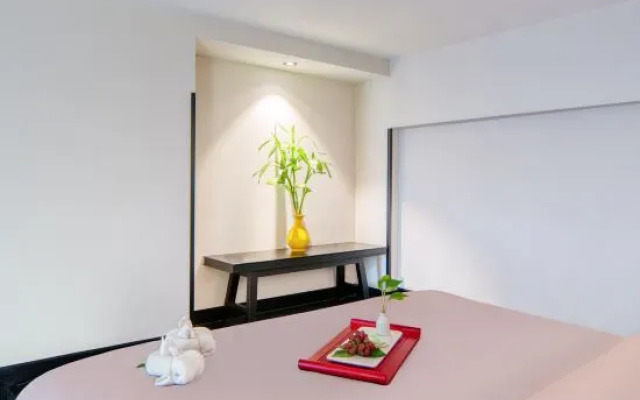 G Joyful Yuejian Hotel (Kunming Wuyue Plaza Dahegen Subway Station)