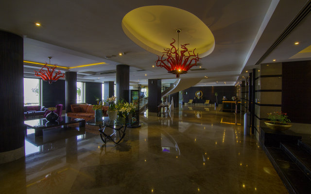 Celik Palace Hotel Convention Center & Thermal SPA