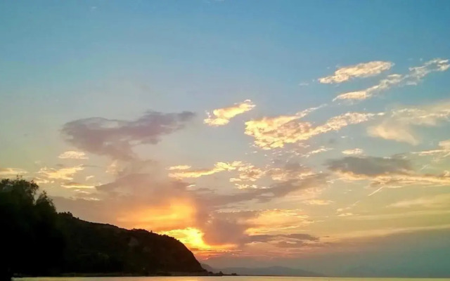 Paralia Platanou seaview house