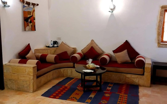 Hayat Zaman Hotel & Resort