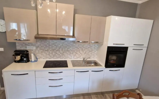 Sunny Apartment