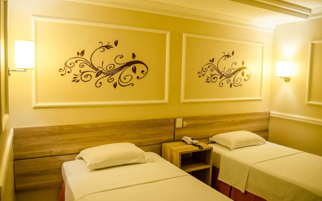 Atalanta Hotel