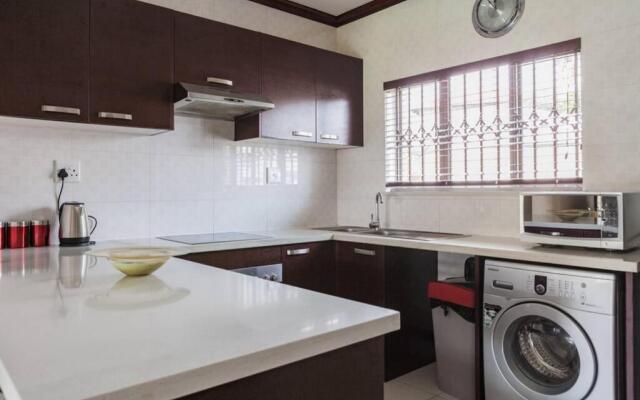 Alimama Spaces: Manson's Rosa Royale