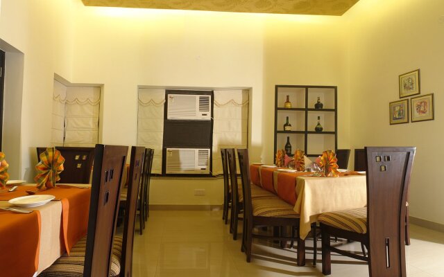 Hotel Cresent Near Assi Ghat