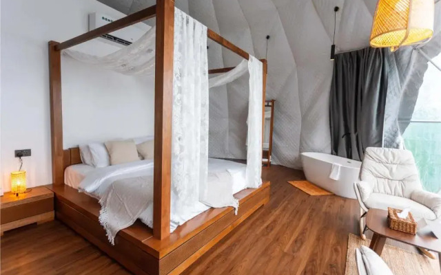 Serene Glamping سيرين