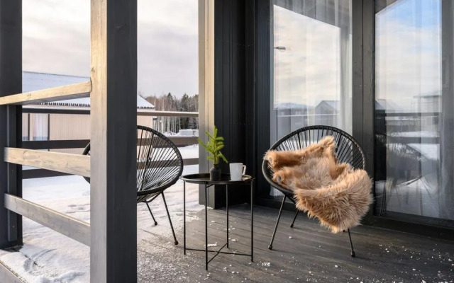 Дом Шелуха (Sheluha House) на улице Лесной