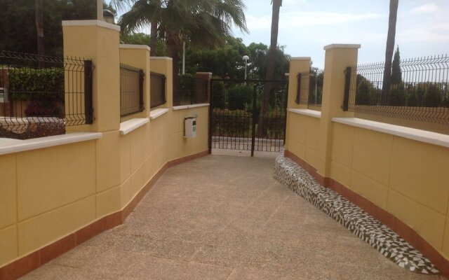 Let 4 U - Acapulco Iii