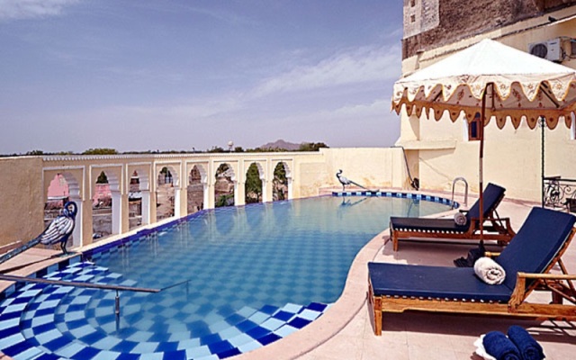 Fort Barli Hotel