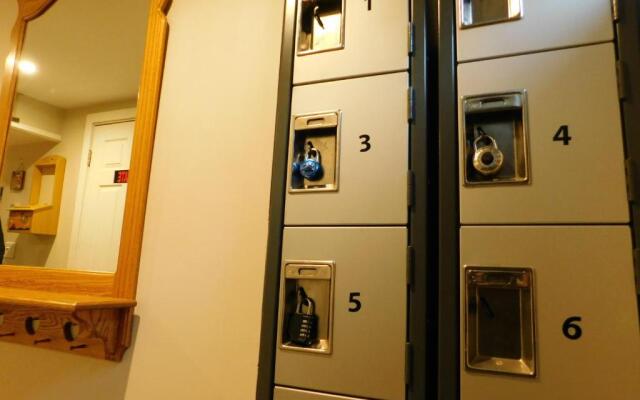 The Calgary Hub hostel style Home