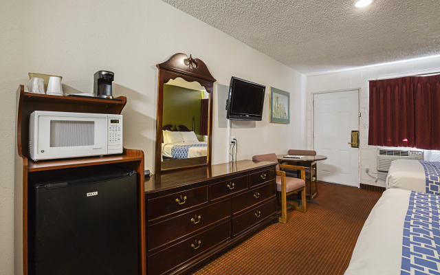 Rodeway Inn