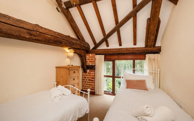 Maple Barn: Lux Rural Retreat Near Norfolk Coast