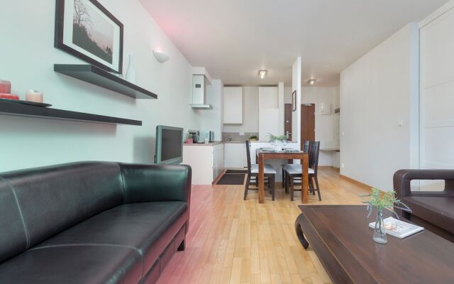 Apartment for Four in Warsaw by Renters