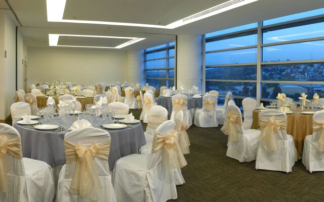 NH Mexico City Valle Dorado