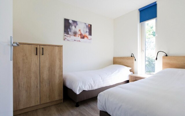 Attractive Bungalow with Covered Terrace near Veluwe