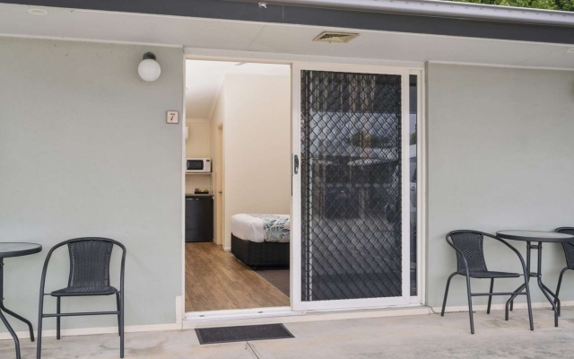Caboolture Central Motor Inn, SureStay Collection by BW