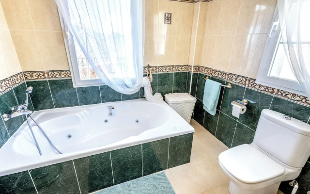 Stunning Golf Villa With Pool and Stunning Views