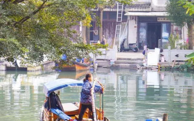 Qianshe Show Year Garden House