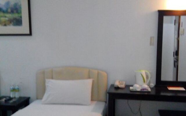 Hotel Seven