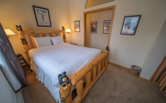 Liftside 309 by SummitCove Vacation Lodging