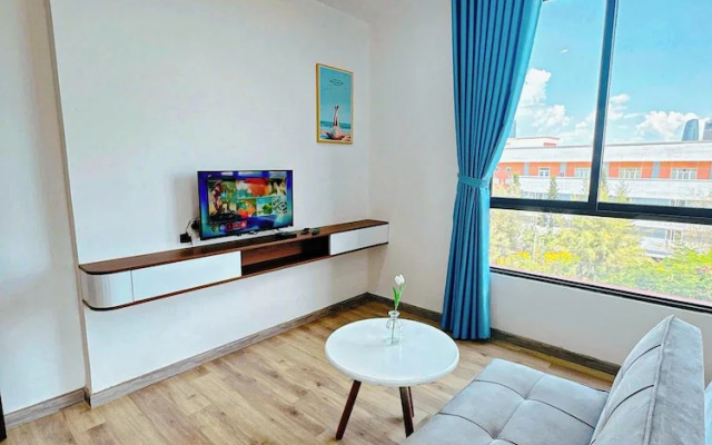 Louis Otis Apartment 03