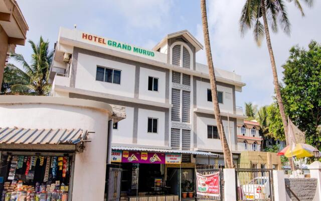 OYO 37339 Hotel Grand Murud