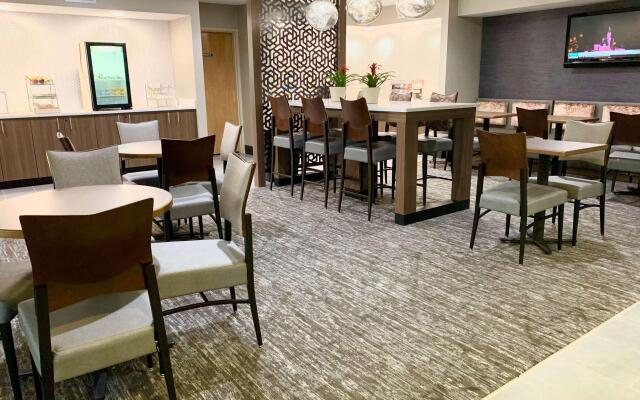 Best Western Oswego Hotel