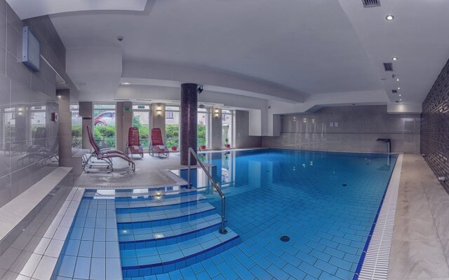 Hotel Niemcza SPA
