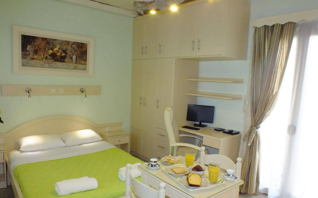 Santa Katerina Studios & Apartments