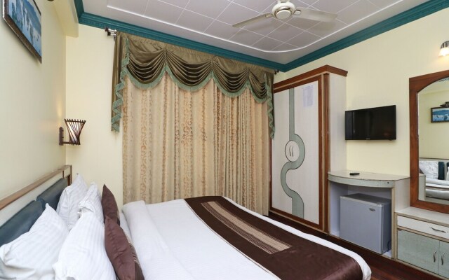 Hotel Samrat | On Mall Road with complimentary Parking