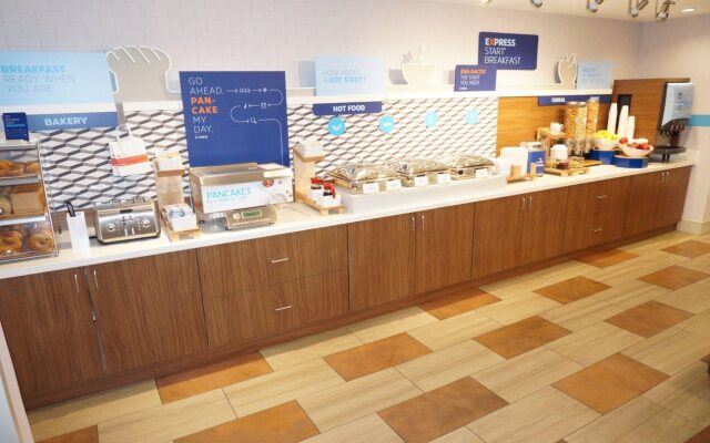 Holiday Inn Express Fremont-Milpitas Central by IHG