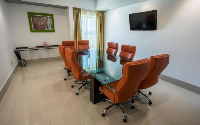 Holiday Inn Queretaro Zona Krystal by IHG