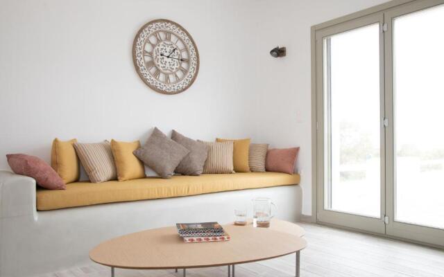 Plaka Villas Naxos Sofia sleeps 7