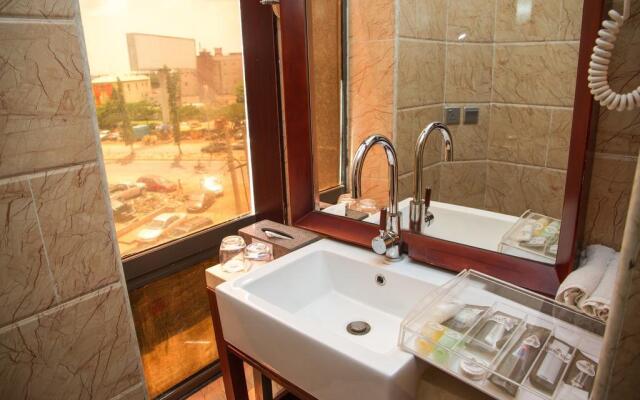 Golden Tulip Essential Airport Hotel Lagos