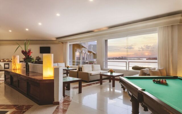 Wyndham Alltra Cancun All Inclusive Resort