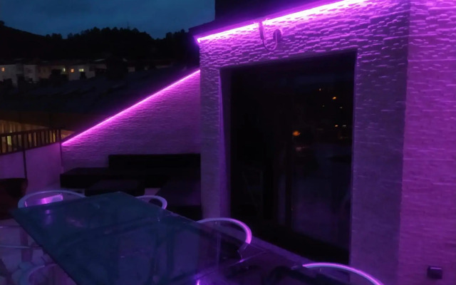 Duplex grandes cristaleras impresionantes vistas