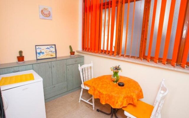 Apartments Makarska
