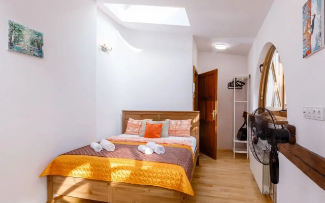 OK MAIN SQUARE Apartments