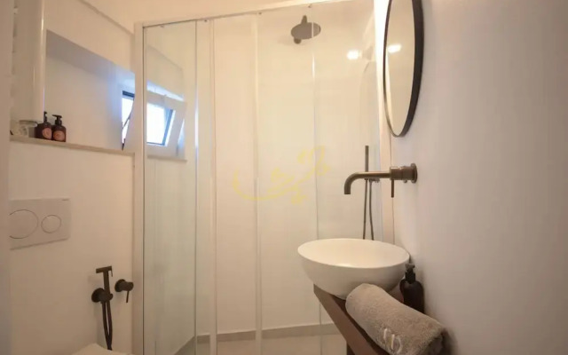 TD Palazzo Maris Il Gozzo Townhouse With Sea View