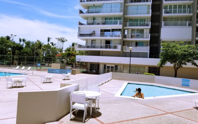 Beachfront Coral Beach Condo 305