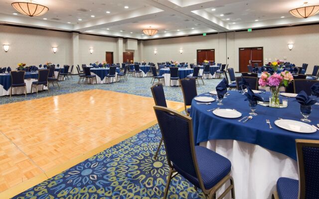 Best Western Plus Waynesboro Inn & Suites Conference Center