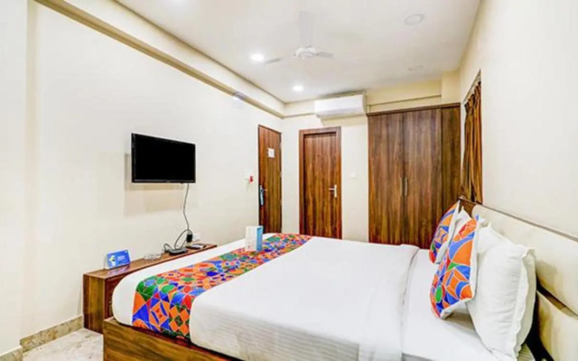 Fabhotel Carnival