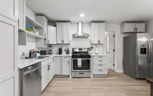 Spacious 4Bed Home in South Atx -Monthly