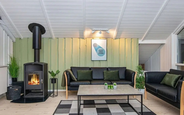6 Person Holiday Home in Hovborg-by Traum