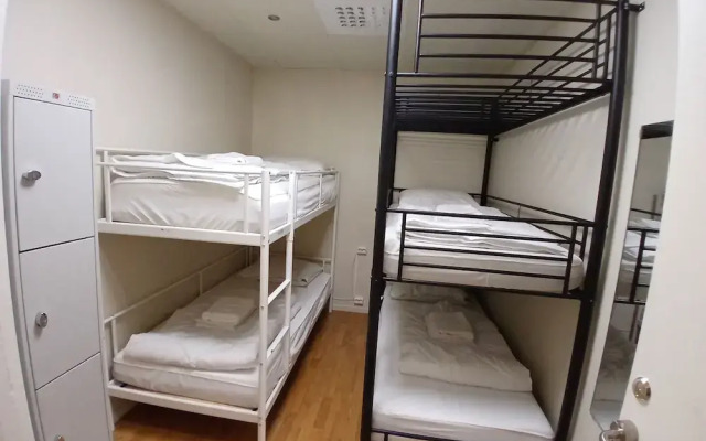 Nomad City Hostel