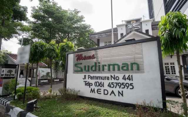 Wisma Sudirman By OYO Rooms
