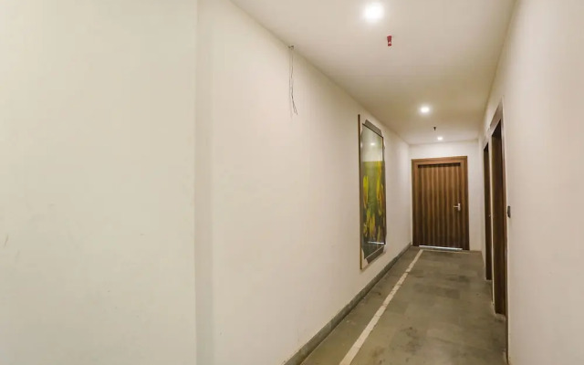 OYO TOWNHOUSE 390 The Madhav Sector 58 Noida