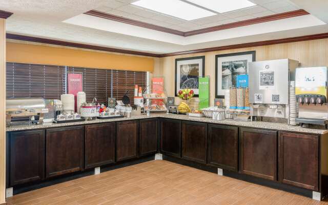 Hampton Inn Parkersburg-Mineral Wells