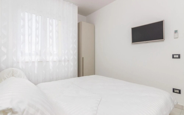 Awesome Home in Funtana With Wifi and 4 Bedrooms